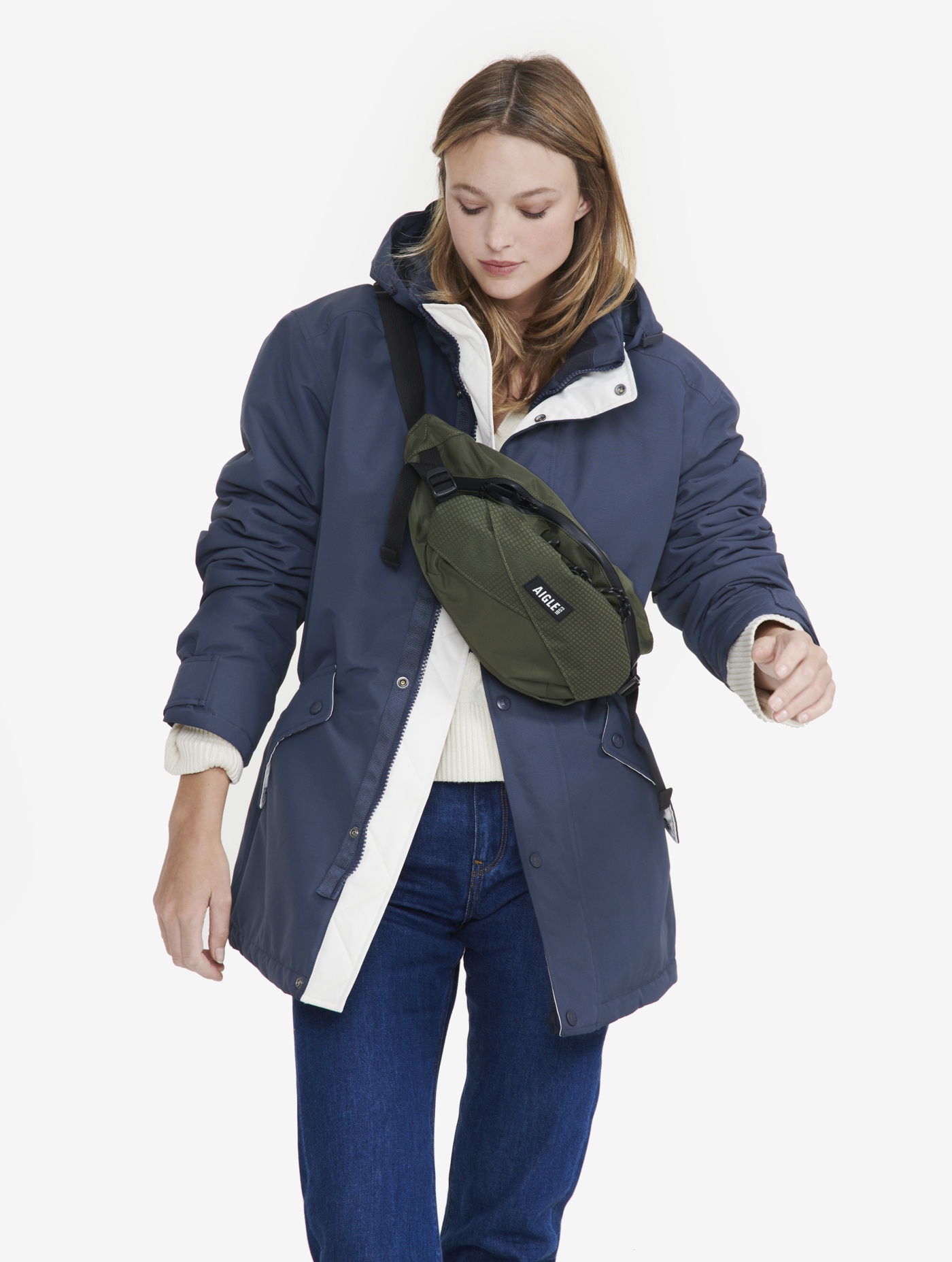 AIGLE エーグル コープランドダウン ジャケット アウター 中綿M GORE－TEX ゴアテックス 防水 透湿 防風 フーデッド