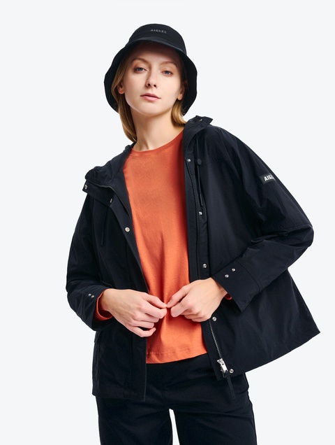 ●値下げ●全部未使用。撥水力高いモデル。広げただけ 新品ポール&純正ペグ付 レディース 撥水 ソロテックス ジャケット ZBFBS89 - AIGLE（エーグル