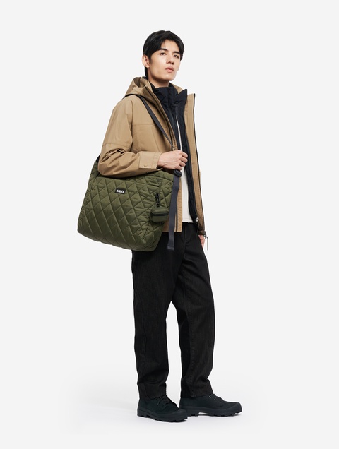 ユニセックス キルティング ミニダッフルバッグ ZNHBN14 - AIGLE